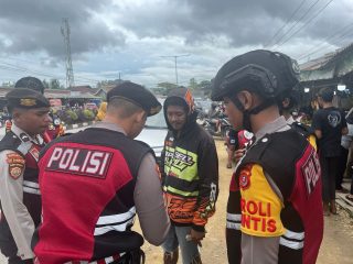 Satgas Pungli Berikan Imbauan Kepada Juru Parkir Ilegal di Pasar Panjang Kendari