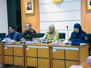 Pemprov Sultra Sesalkan Ketidakhadiran Nur Alam dalam Mediasi Polemik Yayasan Unsultra