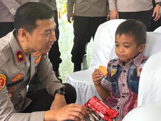 Puncak Bakti Kesehatan Polri Hari Bhayangkara ke-80 di MTQ Kendari: Ratusan Warga Antusias Serbu Layanan Gratis